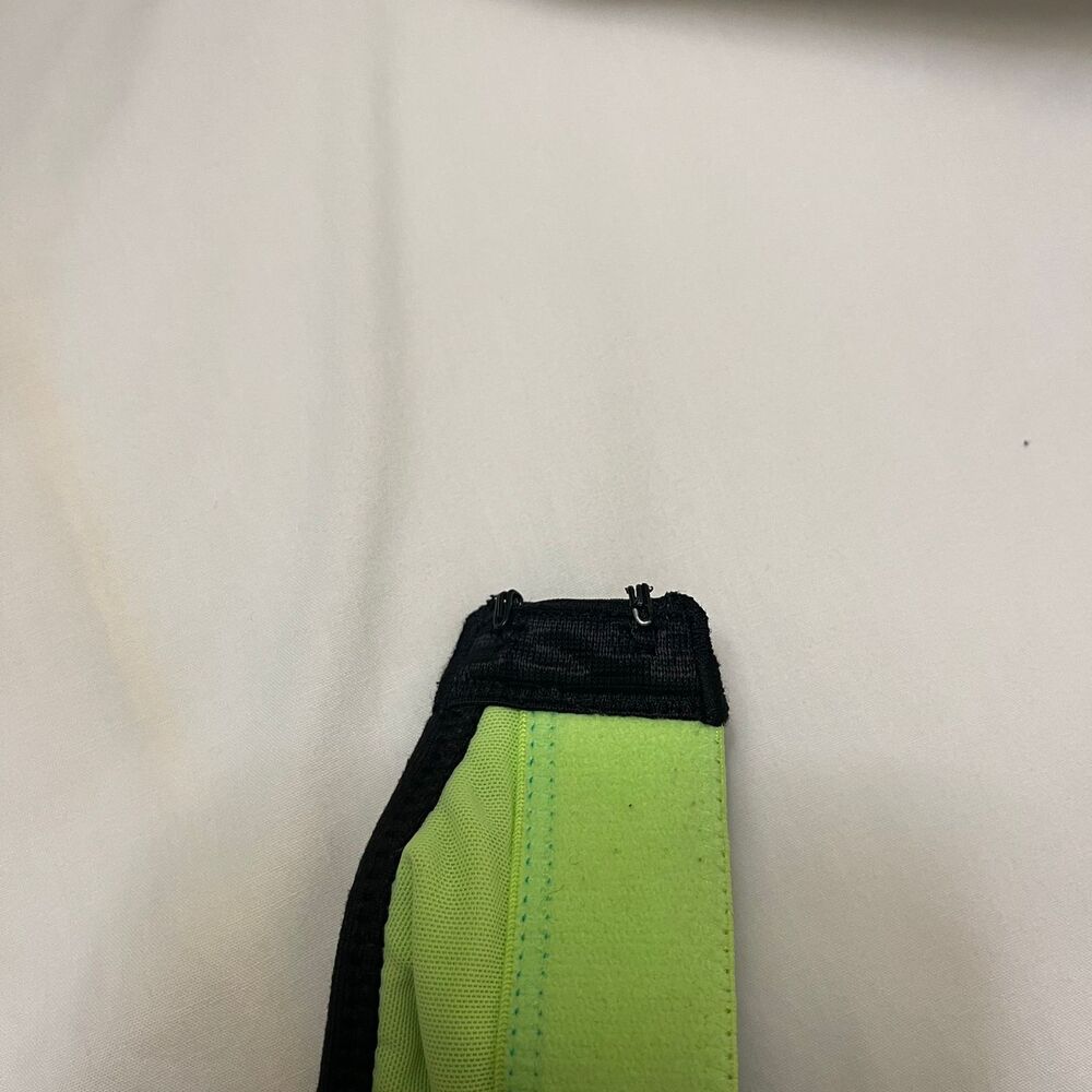 Victoria's Secret Cupped Lighted Padded Wired Sports Bra Top Size 34D - Picture 4 of 7